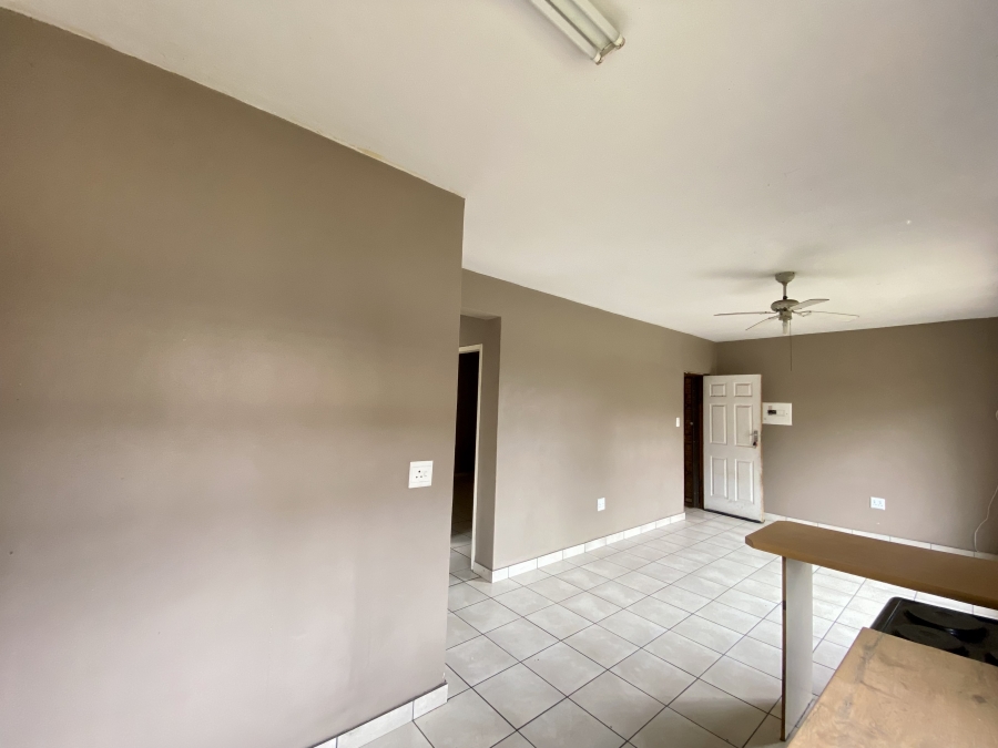 2 Bedroom Property for Sale in Lower Bo-dorp North West